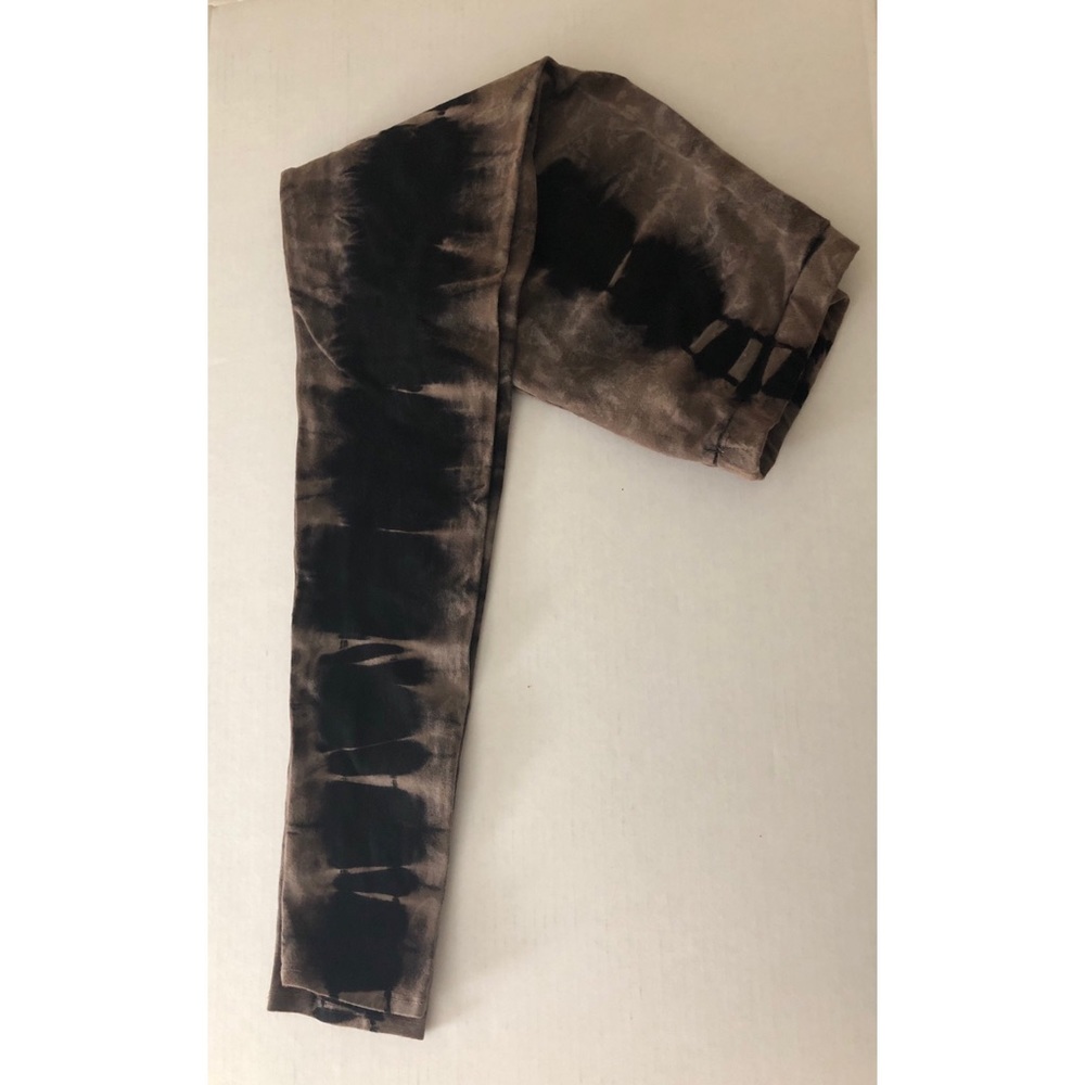 Blush boutique brown & black leggings